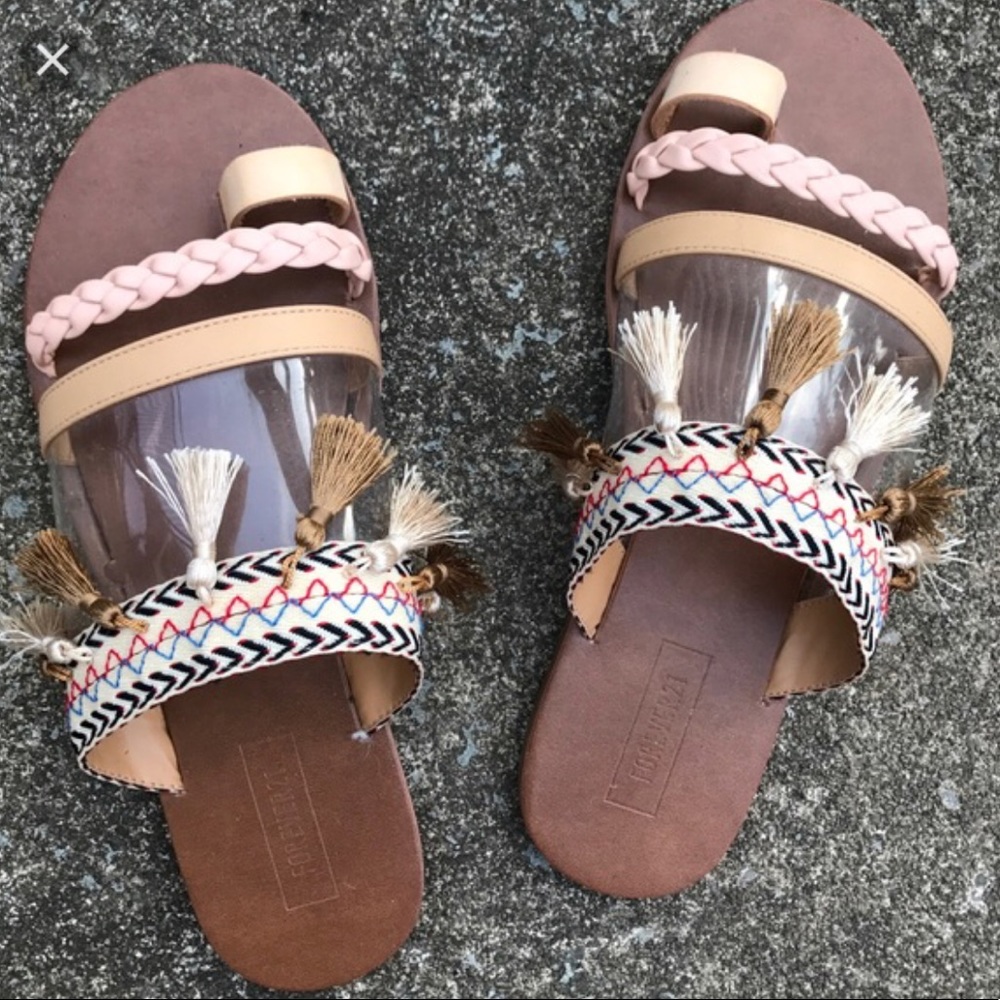 Earthy colored Tribal sandals with tassels NWT